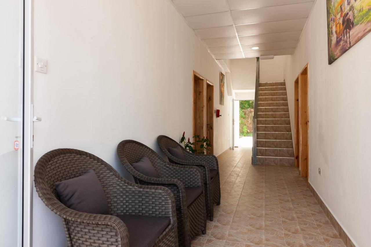 Home Confort Self Catering Anse Kerlan Eksteriør billede